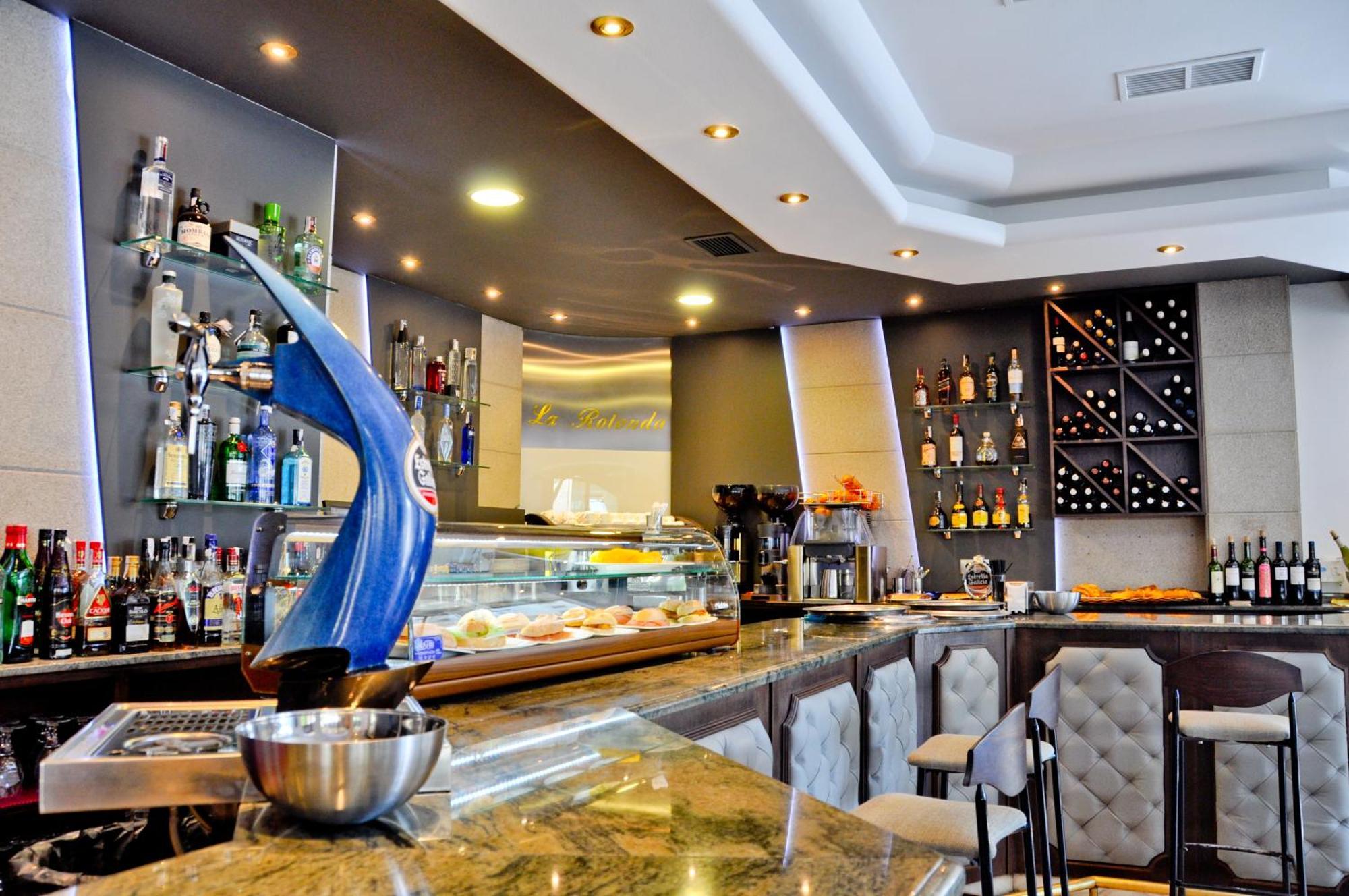 Hostal La Rotonda Ourense Ngoại thất bức ảnh
