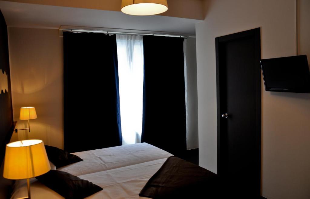 Hostal La Rotonda Ourense Phòng bức ảnh